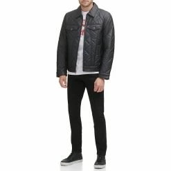 Men's Levi's® Faux-Leather Diamond Quilted Trucker Jacket 13 Men's Levi's® Faux-Leather Diamond Quilted Trucker Jacket -Mens Winter Outdoor Clothing Shop 6033060 ALT5